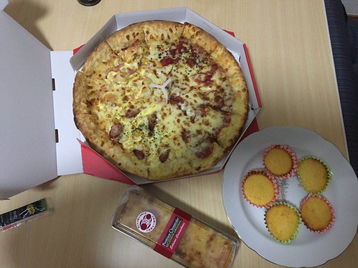 バースデーピザ Twitter Search