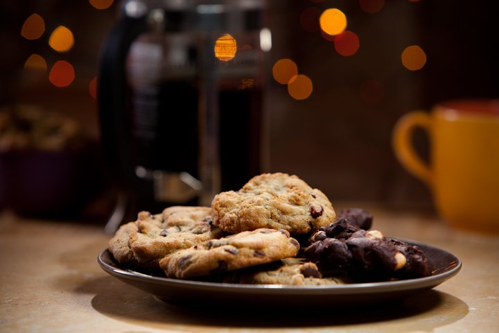 Grey and rainy here; it's a good day for a cup of coffee... and a cookie!