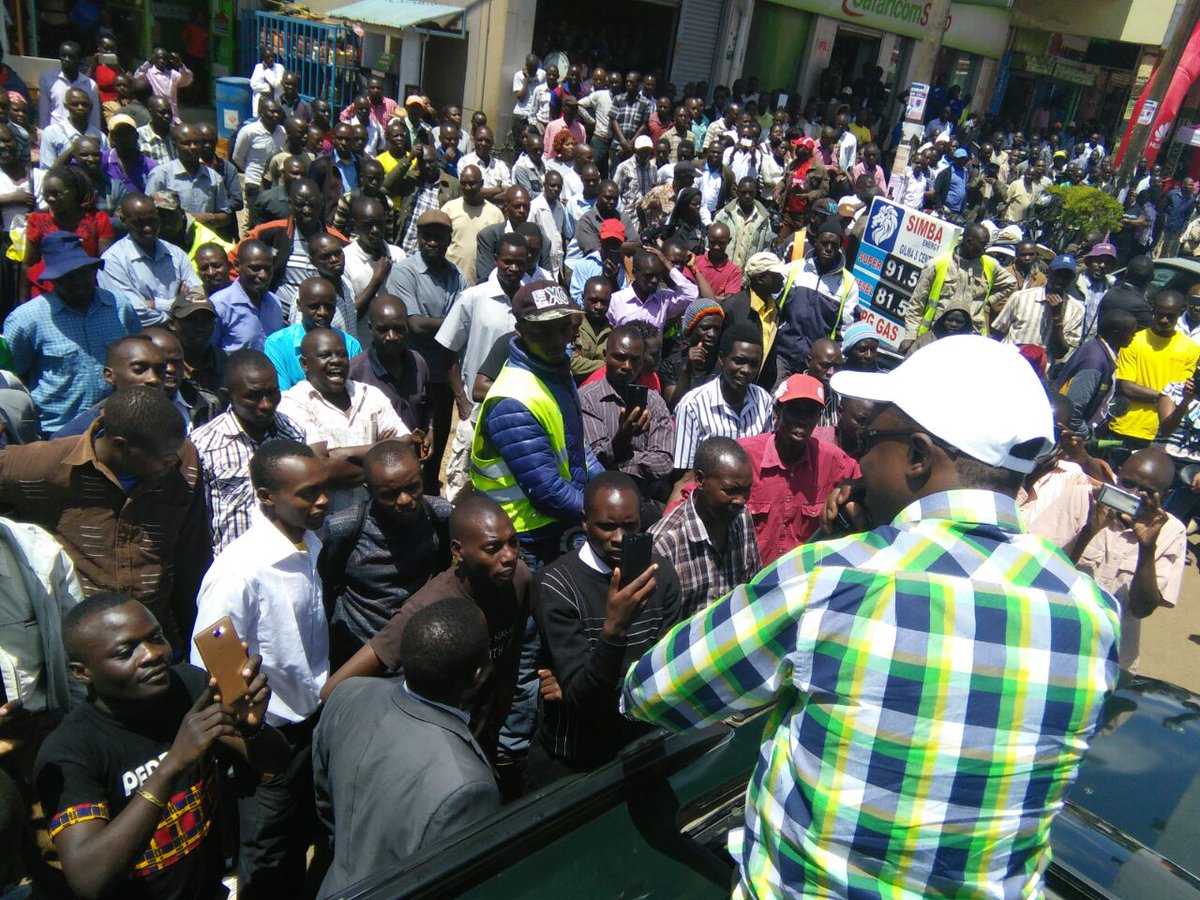 LabourNaweza's tweet photo. Party leader @AbabuNamwamba addressing another stop over in Eldoret Town early in the day #RiftIsLabour https://t.co/479qvtnqC5