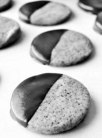 UnCafeTurc's tweet photo. Sablés au #café #turc | #Découvrir la #recette >> https://t.co/R34Za9Zk3l | #RecetteDuJour #Food #cafeturc #patisserie #dessert #cuisine https://t.co/LK47rdw9wK