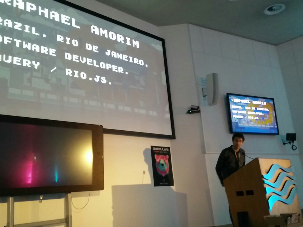 rabimba's tweet image. @raphamundi is in stage @TheGraphicalWeb another #mozillian on stage