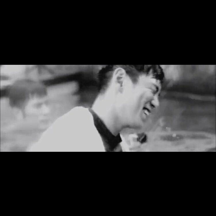 3115_nn's tweet photo. ชอบเวลาทาบิยิ้มแบบนี้ที่สุด 💜 คุณผีของเค้าน่ารักมากเลย 🙆🏼 #happyTOPday #TBD16 https://t.co/Z4up3aH3yA