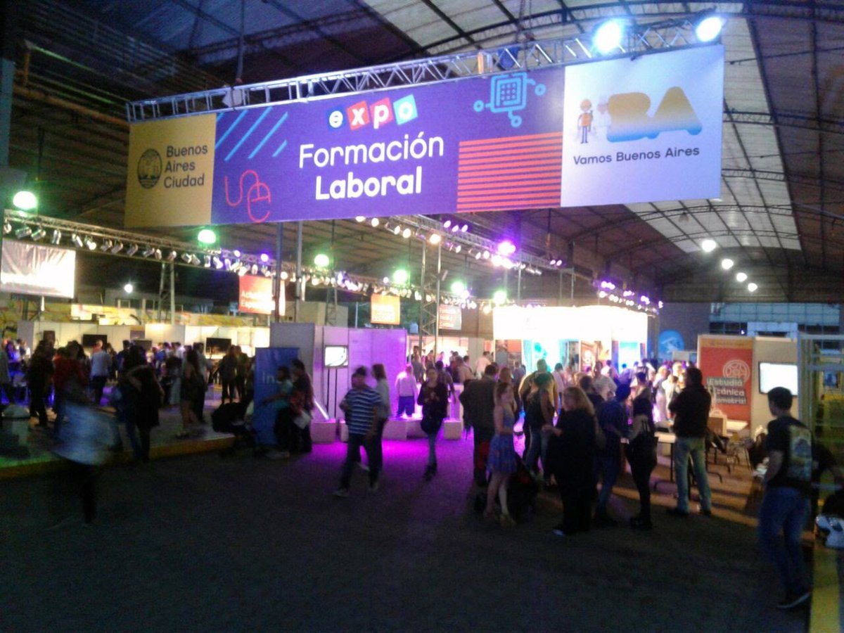 engeeit's tweet photo. Ayer estuvimos en #ExpoFormaciónLaboral contando la experiencia emprendedora de https://t.co/3pS2uFNTiG. Gracias @EducacionBA por el espacio https://t.co/Sxw0PExKQV