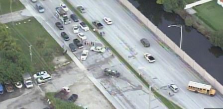 School bus crash causes delays in West Miami-Dade. bit.ly/2evmdEw https://t.co/n5a2pMptod