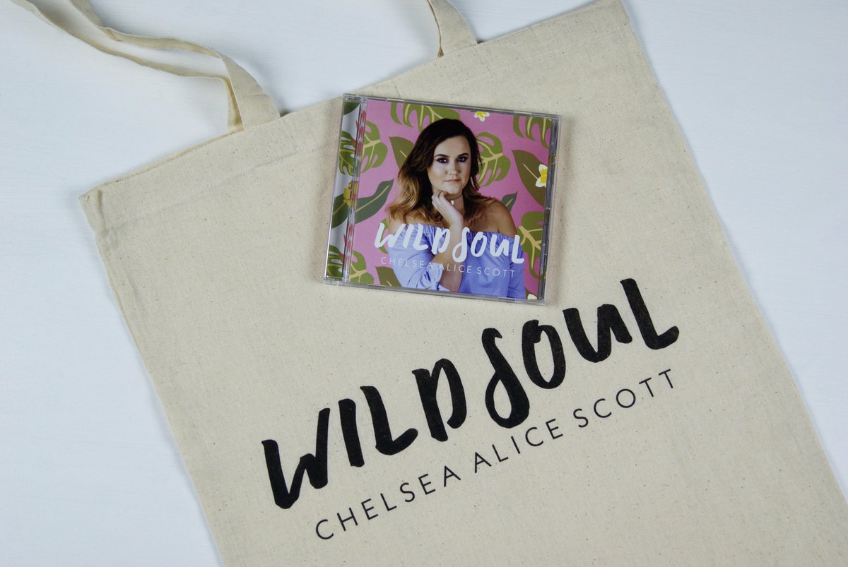 ninefruitmusic's tweet photo. https://t.co/E1JtXmUYb0 £14 for a signed CD &amp; tote bag, amazing offer! #FridayFeeling https://t.co/eCfx6e1LtQ