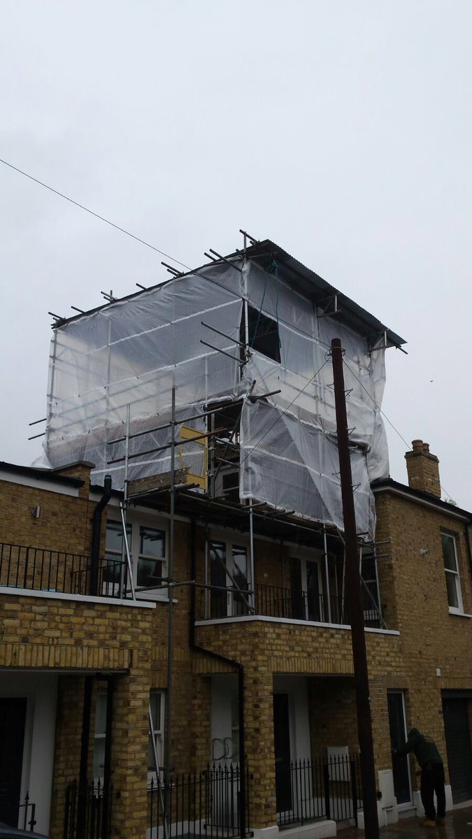 cslimited's tweet photo. It's temporary roof season 🔧🏠 another little one finished today in sw18 #callusnow https://t.co/wl7HpFO9Jd