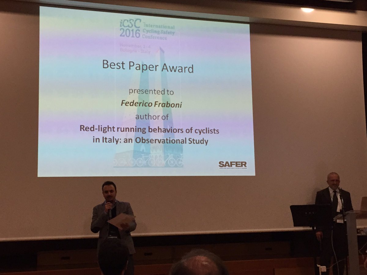 katedejager's tweet photo. Federico Fraboni wins best paper award on #ICSC2016 #cyclingsafety https://t.co/KemDv2yEna