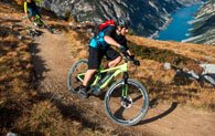 VIP_Voice's tweet image. Bid now to win a Trek Mountain Bike Package! ow.ly/8kKF305RdAP  #mrx #npd