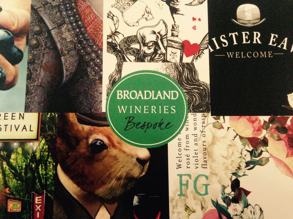 BroadlndBespoke's tweet photo. They've arrived!! #Pocketsized and perfect. Huge thanks @EcoColourPrint Wonderful job as always! #Wine #Bespokebrochure #New https://t.co/9e0UtRIswJ