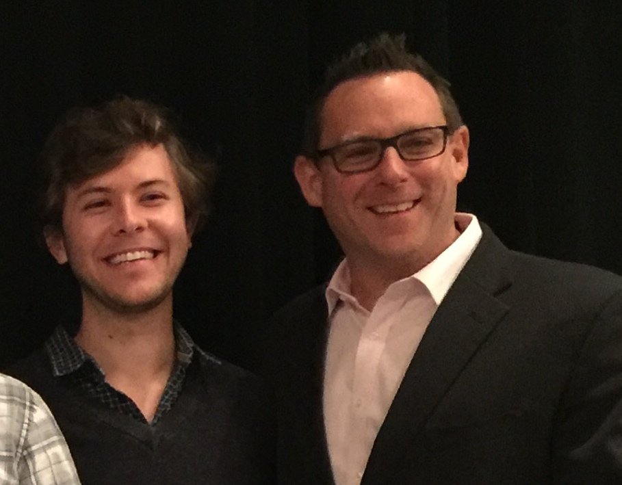 agentinboxapp's tweet photo. Agent Inbox CEO Tyler Gordon accepts "2nd Best of Show" from Executive Director Jeremy Crawford at RESO 2016 in Nashville https://t.co/Wo8XJZ4GG2
