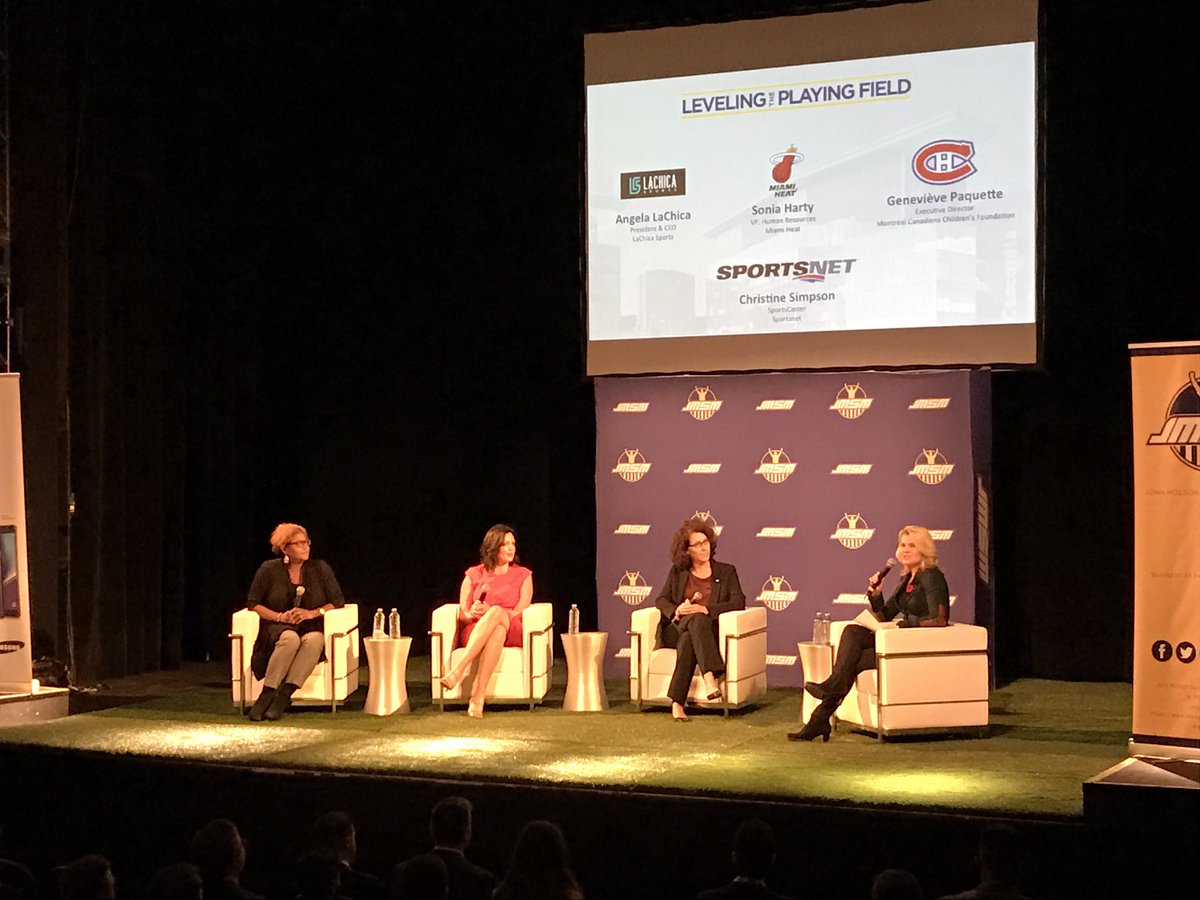 Moynesy8's tweet photo. All Female Panel #JMSM16 @Sportsnet @SNChrisSimpson #MakeItCount #payitforward https://t.co/6TaOSddaQE