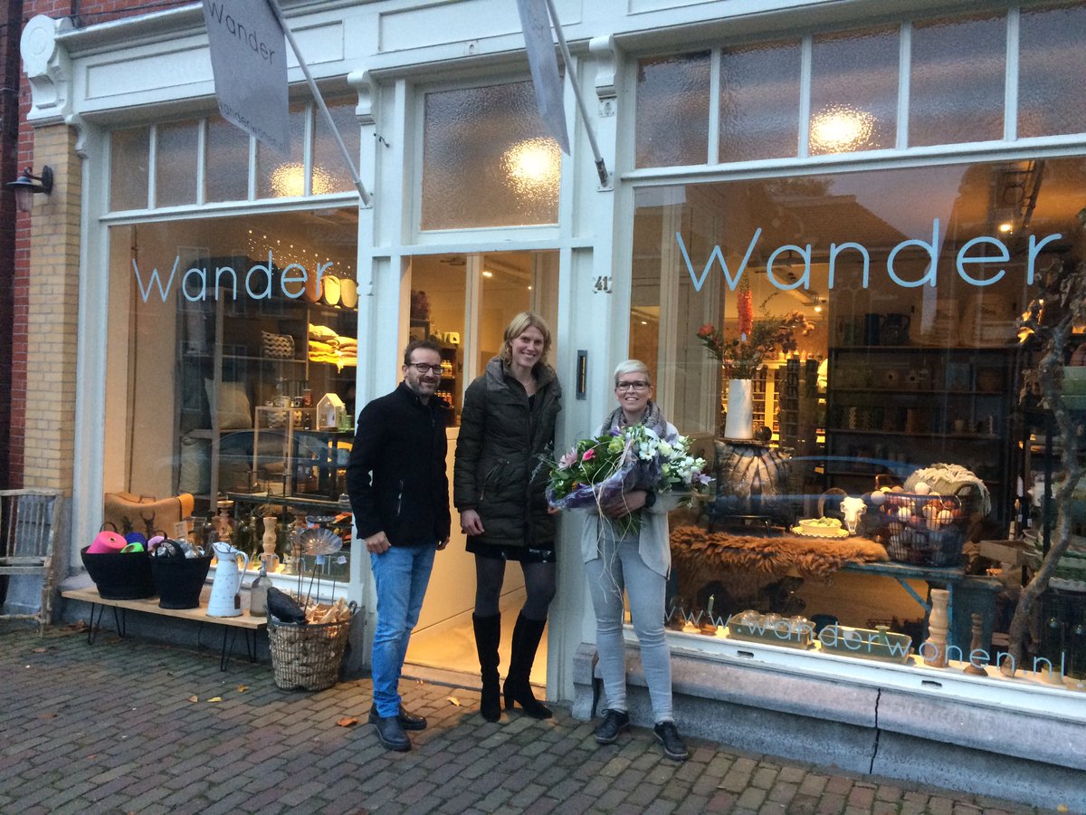 CarolinedePee's tweet photo. Drie ondernemers openen vanuit project #SpareSpace eigen winkel in Franeker. Gefeliciteerd Wander Wonen, Selden sรก! en Escape the System! https://t.co/5jAHu7hT8Y