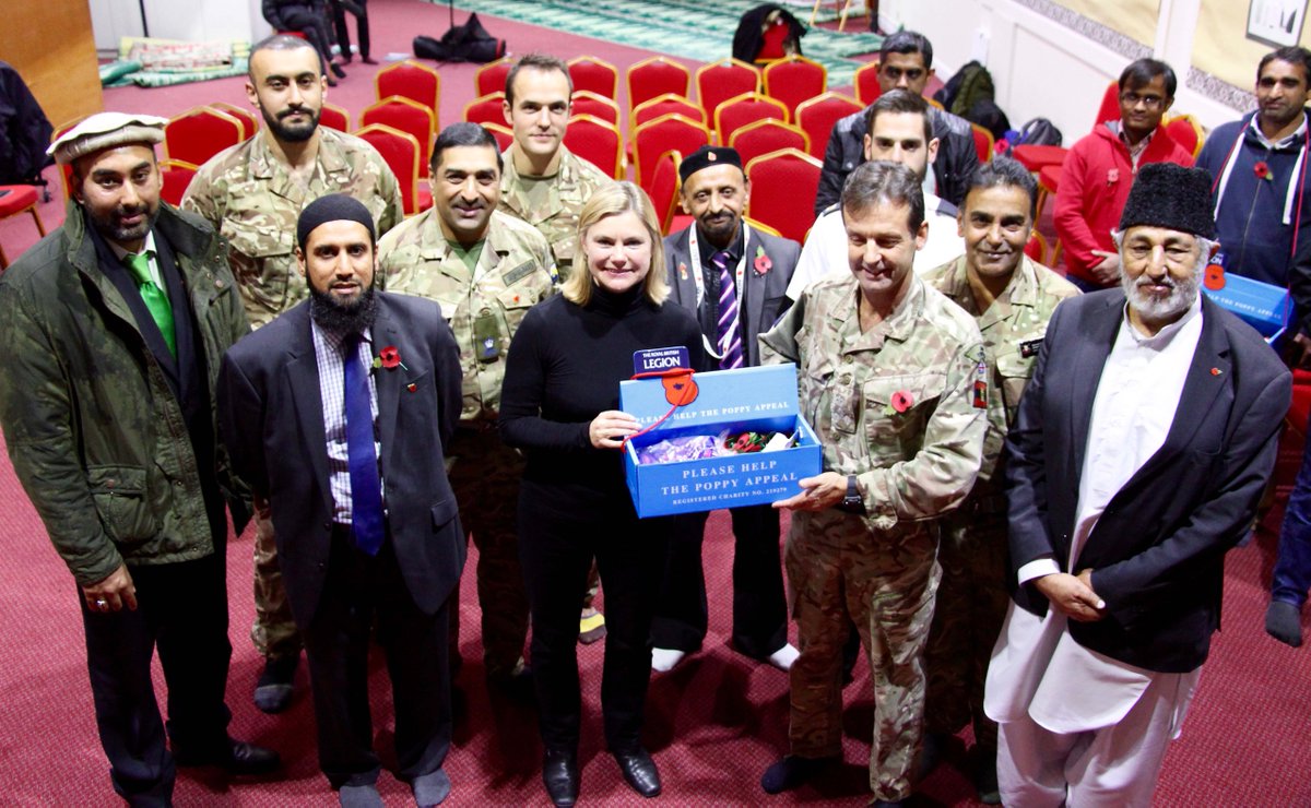 London Mosque once again supports the Armed Forces with launch of #LDNPoppyAppeal