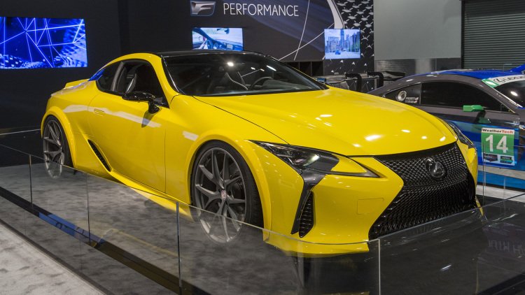 therealautoblog's tweet photo. The @Lexus LC 500 gets customized for #SEMA2016 before it even hits the market https://t.co/aP67ycvTBp https://t.co/1P9EnFQMSb