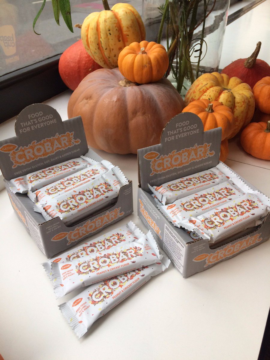 ChrisCoachingUK's tweet photo. It's GIVEAWAY TIME!  all you have to do is follow us and RT for a chance to win our SCRUMPTIOUS Crobars, Good luck https://t.co/cjjA1GuQu7