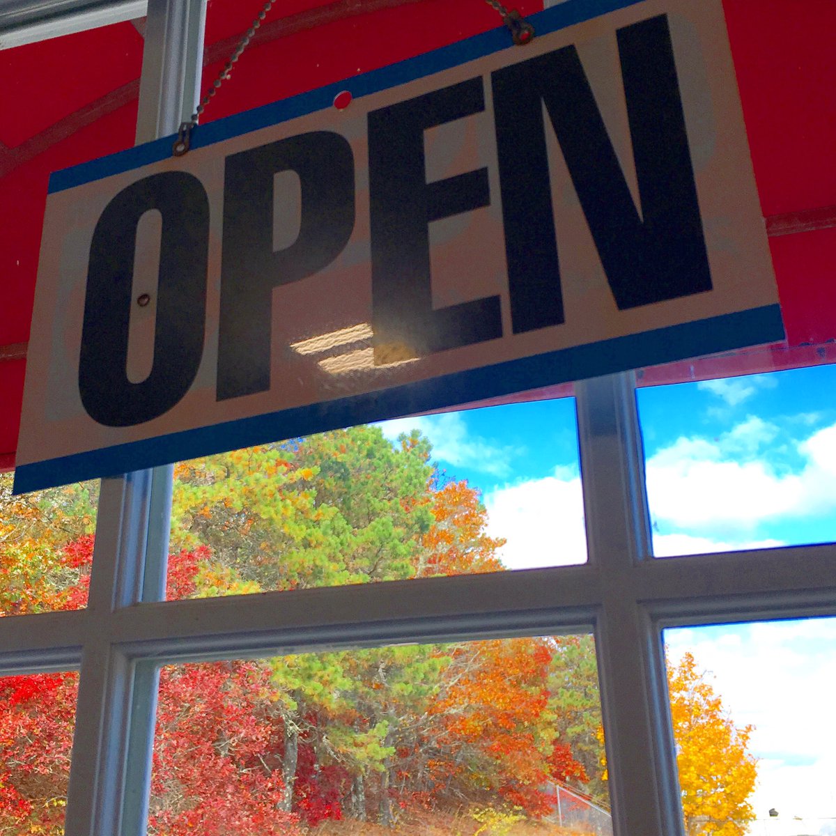 eca_capecod's tweet image. We're always open! 24 Hours! Happy #Fall in #NewEngland #CapeCod 💪🏼🍂🍁⚓️ #gym #fitness #weightloss #weightlifting