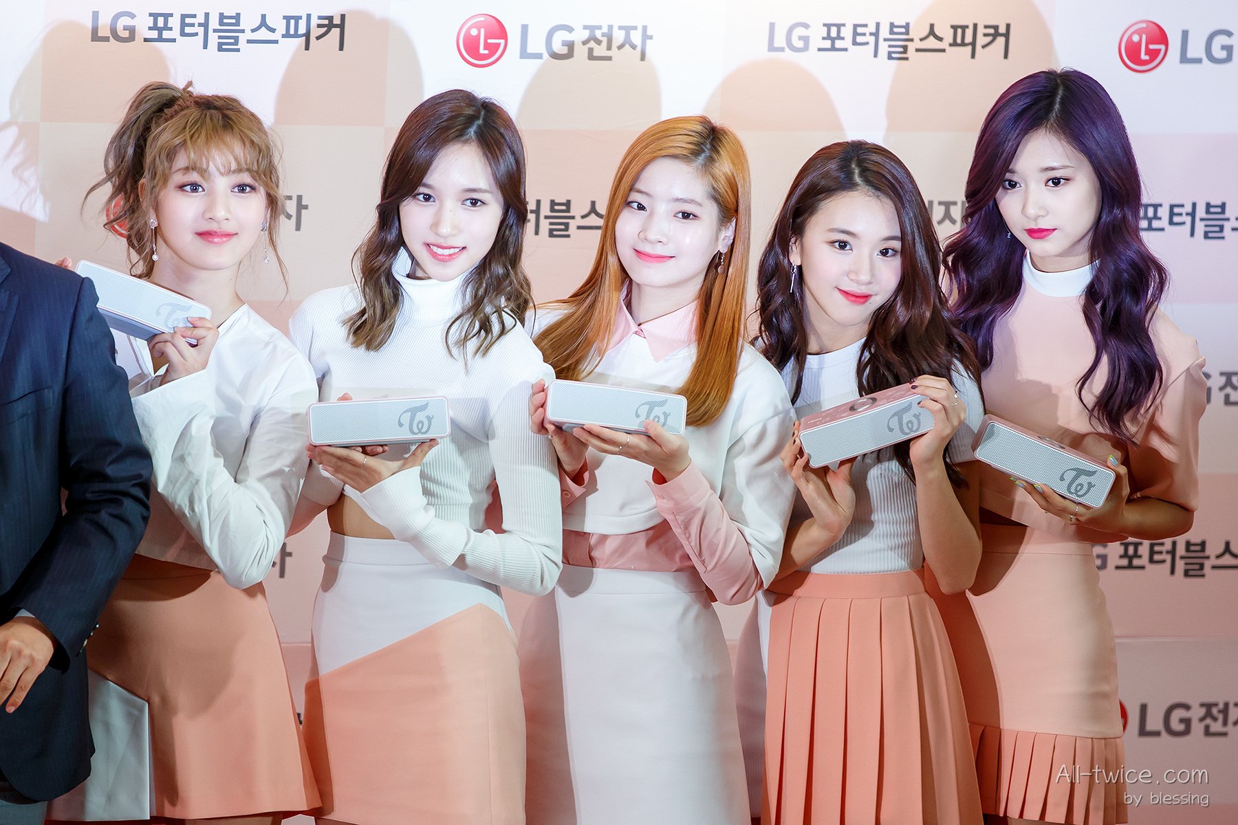 TZUYU THAILAND on Twitter: "161102 LG Speaker Launch Event 💘 #TZUYU #쯔위