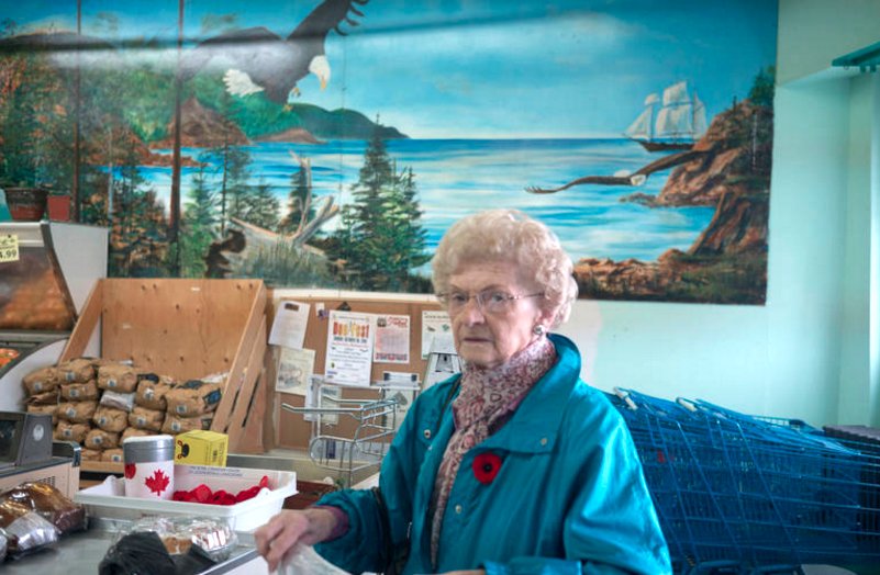 MSNBCPhoto's tweet image. Welcome to Canada: Neighbors to the north say all are welcome Photos by @thomasdworzak #election2016 msnbc.com/slideshow/welc…