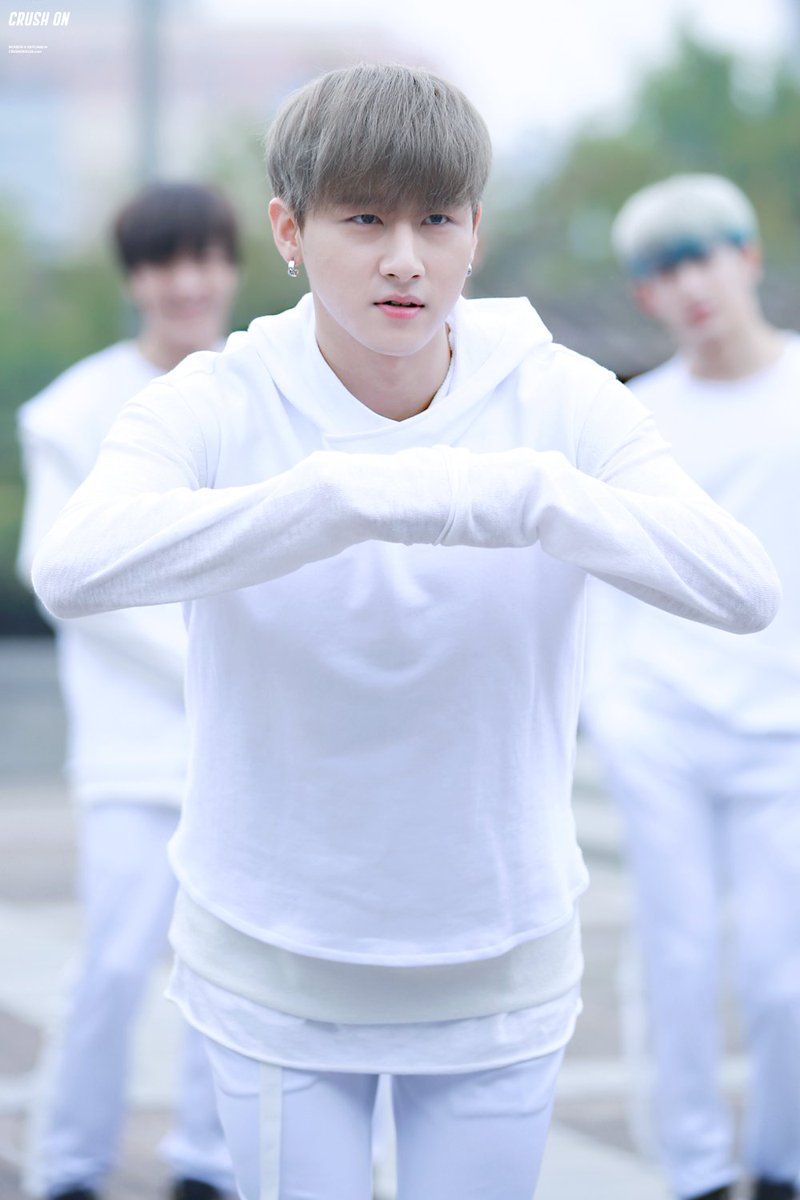 crushon_mx's tweet photo. 20161104 
#몬스타엑스 #MONSTA_X #기현 #창균  #GUILTY #FIGHTER  @OfficialMonstaX https://t.co/FdnrifDAfC