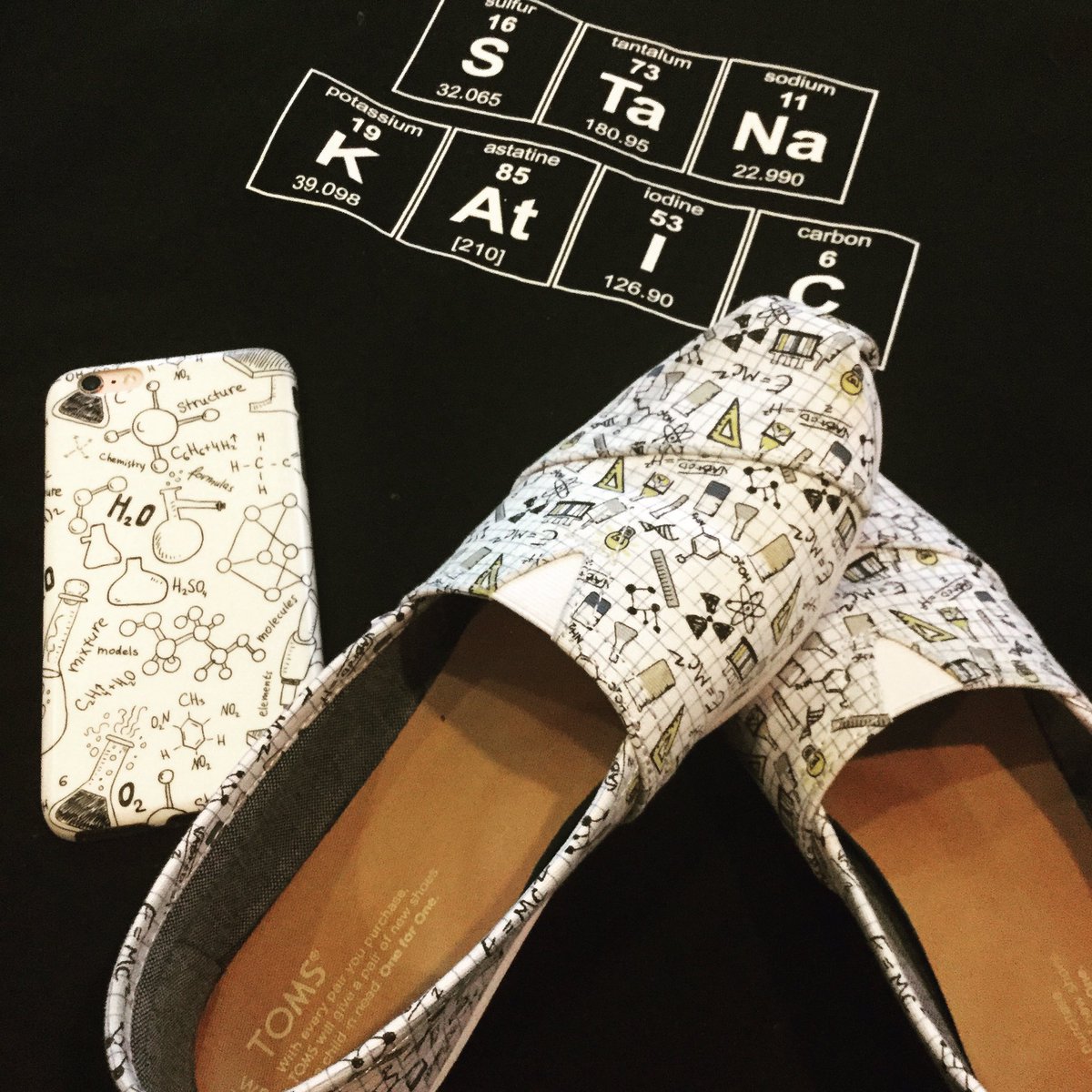 PolymerGirl23's tweet photo. #NerdEssentials #IGeekStanaKatic https://t.co/9EHZp4PPUJ