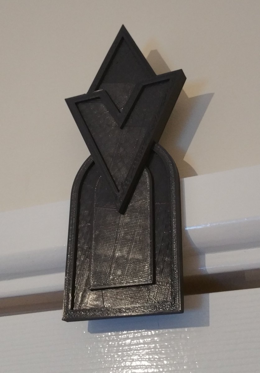 CubeForme's tweet image. Where is the quest leading you? Time to cast clairvoyance! #skyrimquestmarker #lilykill #questcube #cubeforme