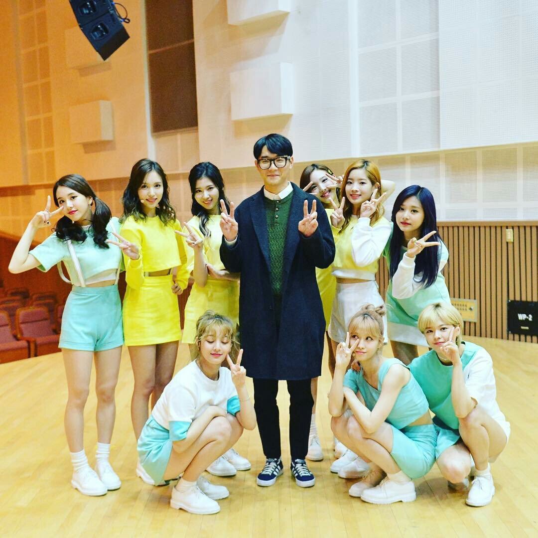 JihyoBrasil's tweet photo. [FOTO] 04.11.2016 Jihyo no Instagram _____jjang https://t.co/wPa8LUUDq3