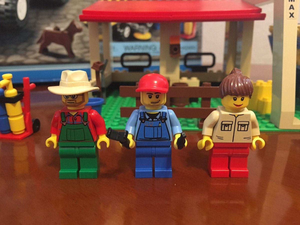 lego farm 7637