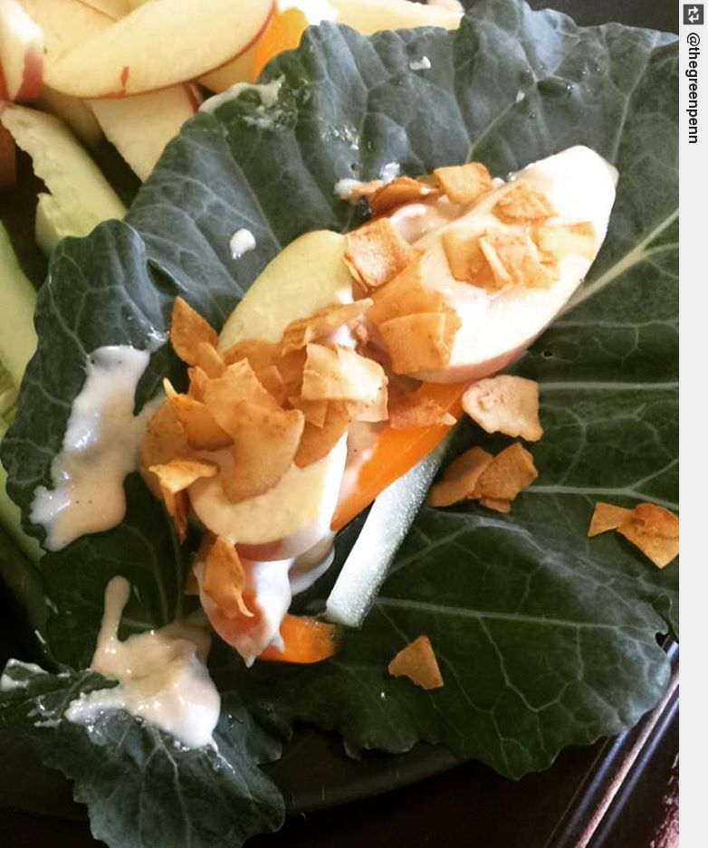 naviyoga's tweet image. Lunch today was pretty ridiculous. #collardwraps with cucumber, yellow pepper, apples, tahini-lemon sauce, AND #coconutbacon! Flavor