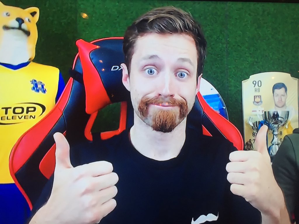 MovemberCA's tweet photo. Was @SpencerOwen a barber in a previous life? #LookingDecent https://t.co/7b97nAAZ4n