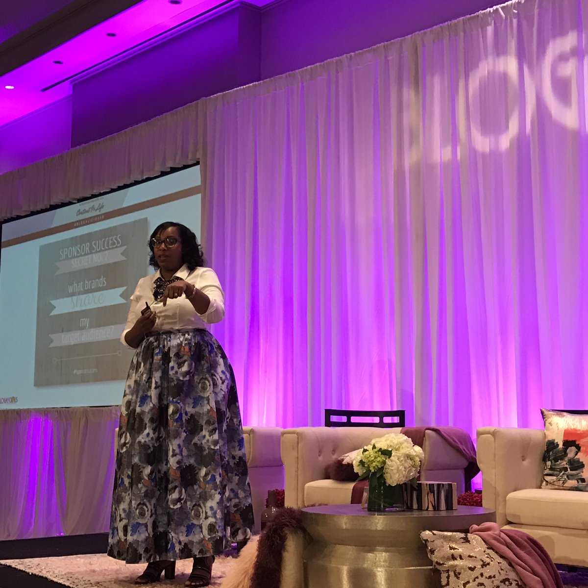 ckrusch's tweet image. &quot;You need to build relationships!&quot; @justicefergie at #Blogalicious8