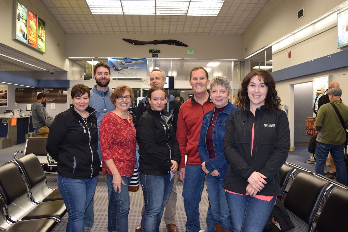 PullmanRegional's tweet photo. Before our flight, last week, to present "A Culture Created for a 5-Sar Experience" at the #HSTMSummit in Nashville, TN. #Nashvillerocks https://t.co/aQPGA6deLi