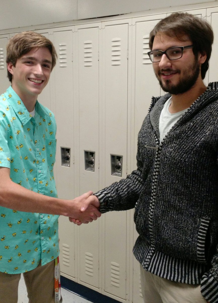 TheCleanParty's tweet photo. Current DeMossland President @mveysa has officially endorsed our candidate @schweizer_andy !
#VoteClean2016 https://t.co/HHriYbxul3