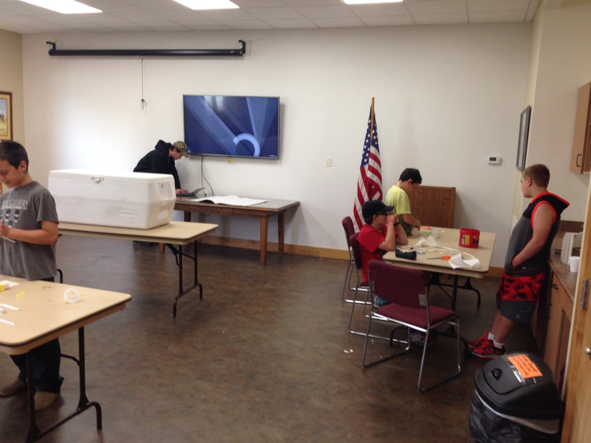 lemhitiltgroup's tweet photo. Last week's "Journey of a Ping-Pong Ball!" #stemchallenge was a huge #success! #STEMed coming to @SalmonPublicLib, @STEMIdaho! https://t.co/cb2dilZNGz
