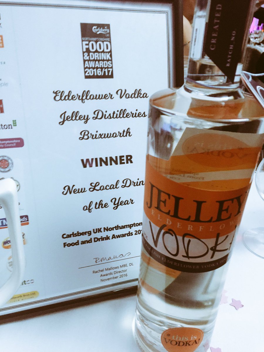 Jelleys_vodka's tweet photo. Raising a glass to toast an unforgettable  few days. Thanks for all the messages and tweets, support appreciated as always. #Winners 🍸🍸🍸 https://t.co/aSKsZsDArq