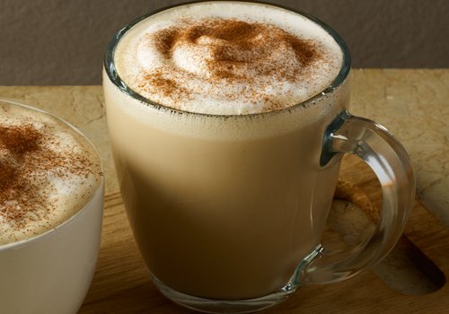 NDDining's tweet photo. Grab a Pumpkin Latte from @ABP_ND and enjoy the insanely gorgeous weather we're having!  ☕ 🍂 👌 #abp #fallftw https://t.co/dgZC4U3BoC
