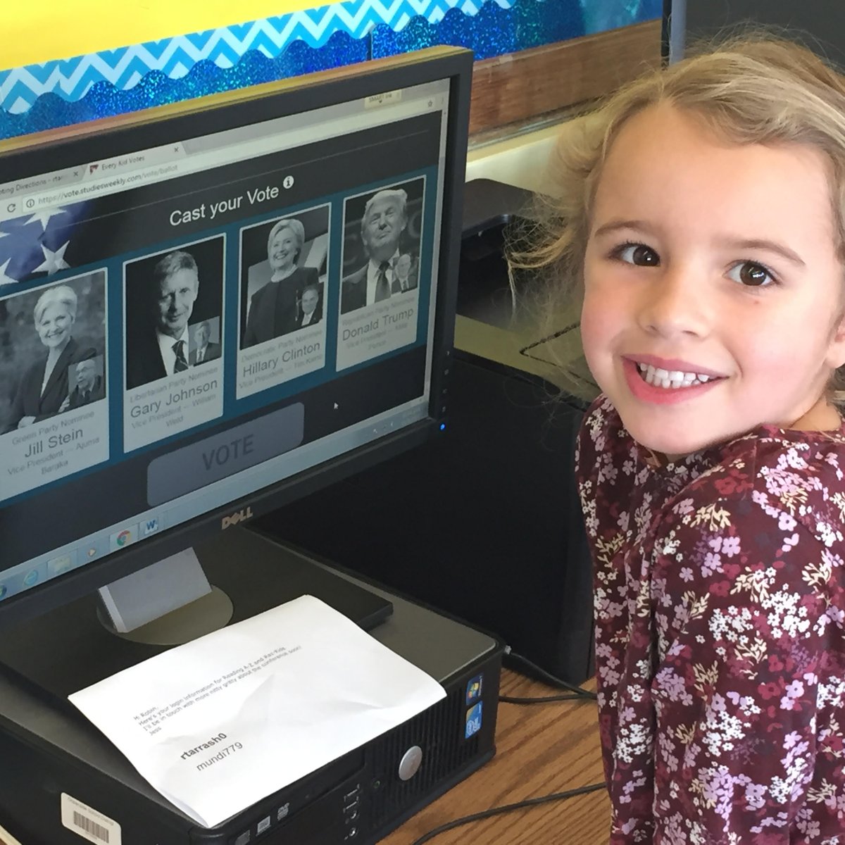 OSchoolsPR's tweet photo. Here are two of our youngest voters in @EveryKidVotes to learn about our rights and responsibilities as citizens. #vote2016 #6magic https://t.co/ZTcAlemEek