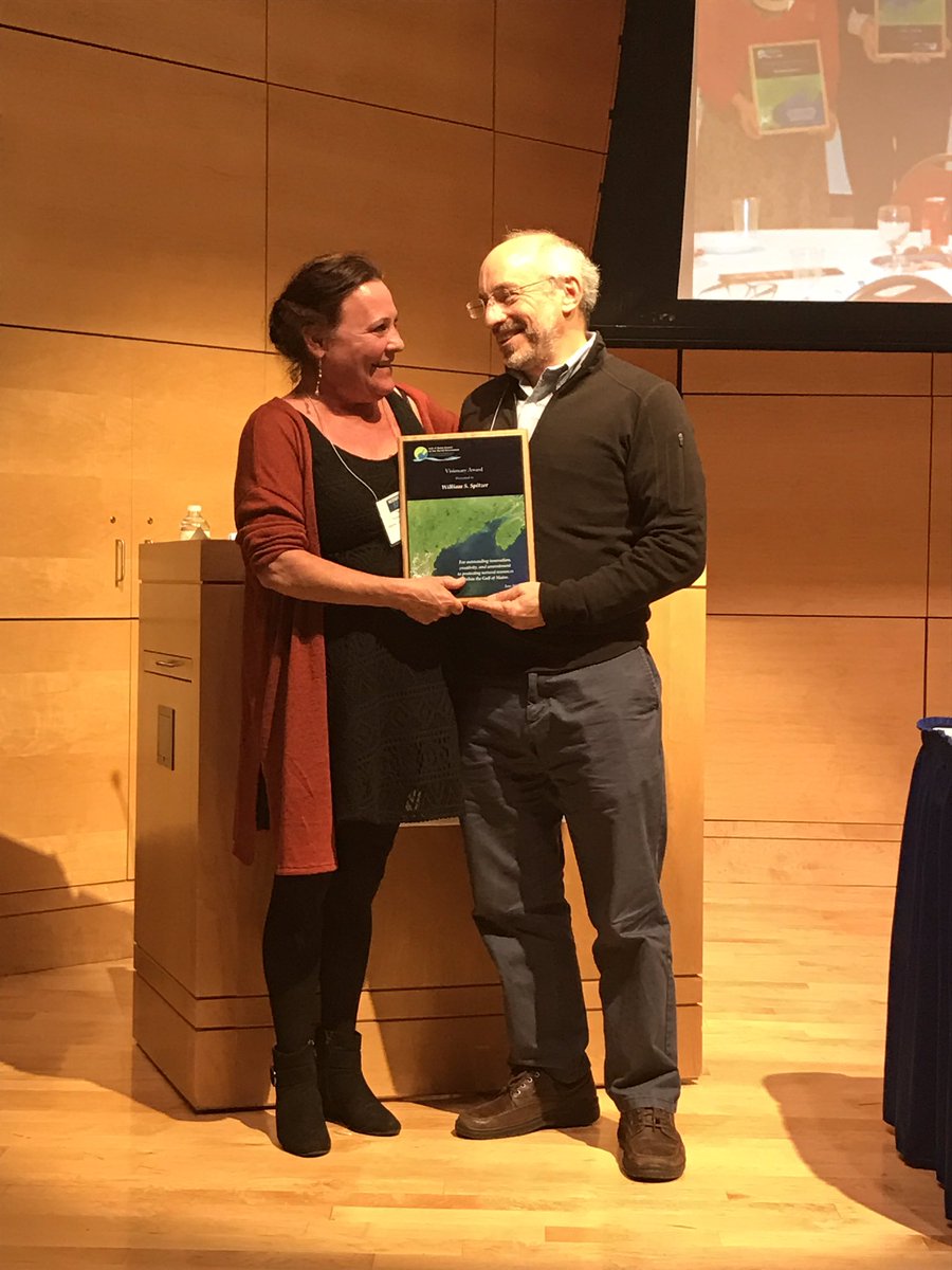 mrselaineious's tweet photo. Congrats to Billy Spitzer on receiving the Visionary Award for MA by the GOM Council on the Marine Environment! #OLSummit16 https://t.co/6Ze9haj4d3