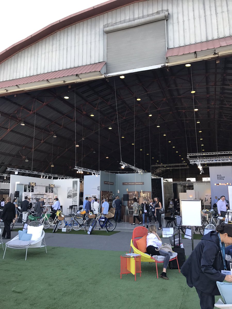 PDCdesigncenter's tweet photo. Weekend plans? Come visit some of the #PDCLA showrooms (@VONDOMSpain) and represented brands (#RobertKuo & @MissoniHome) at @WestEdgeDesign! https://t.co/5LJ2uutLmO