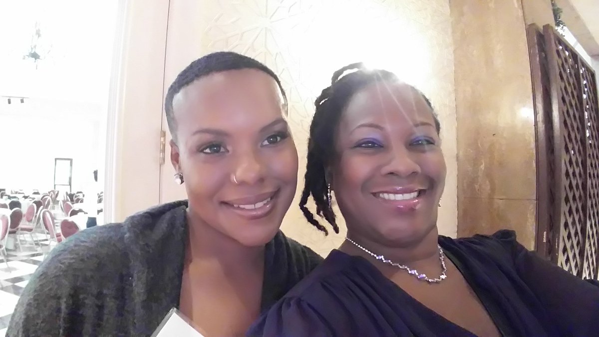 colettehope1's tweet photo. With Bridgett at #betheanswer16 with Nicole Roberts Jones https://t.co/5MYKyhKfK6