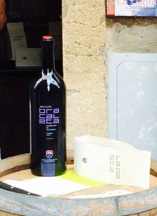 ewinemakers's tweet photo. Oggi proponiamo ai veri intenditori un #Bracaleta #Riserva #DOCG2007 della #fattoriaacquaviva. Scopri il suo equilibrio gusto-olfattivo! https://t.co/msQJ5g1Moa