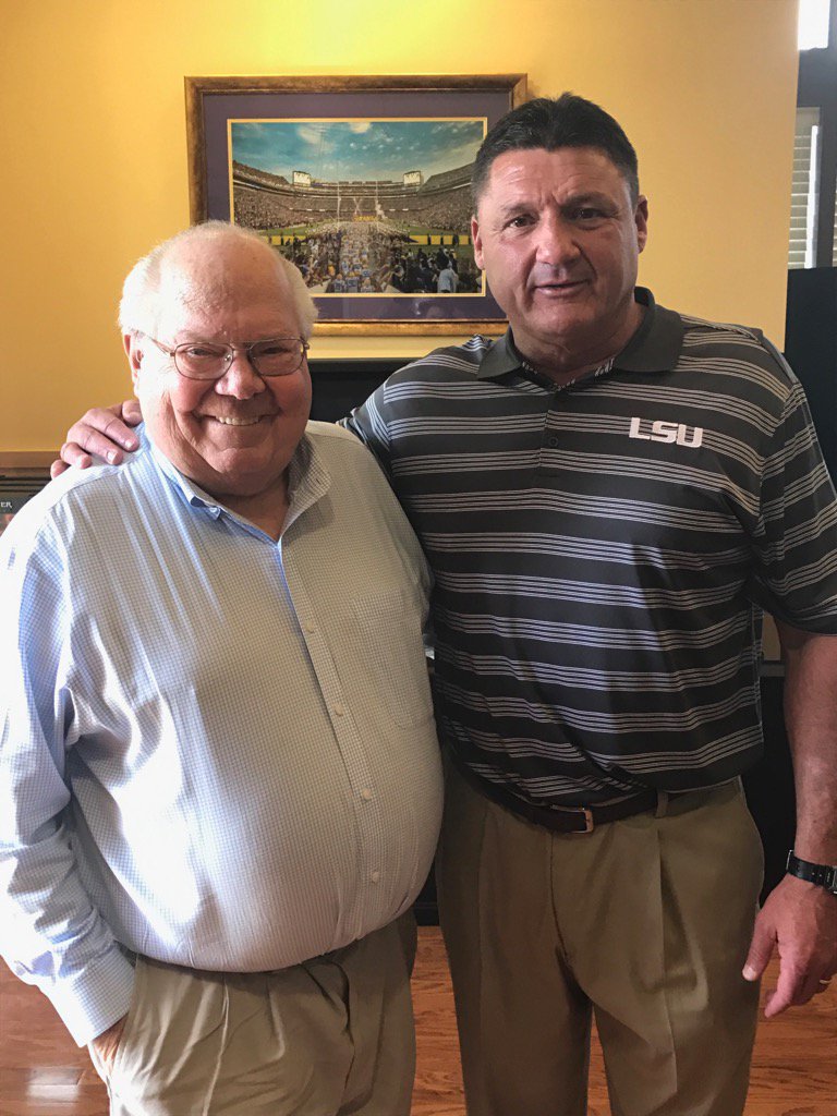 CwcRCLAWQAAhbOH.jpg:large