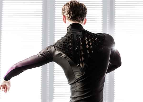 вторая кожа костюм для мужчин. мужик в чёрном латексном костюме. вторая кожа костюм для мужчин. костюм робота мужской. костюм зентай телесный.