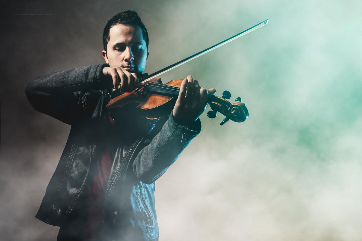 wallaseyteam's tweet photo. Check out the great pop violinist #ViolinAround at 5pm in the Victorian shelter by Fort Perch Rock. #RiverOfLight
https://t.co/UIZRHofGwh https://t.co/qNxtoRu6XG