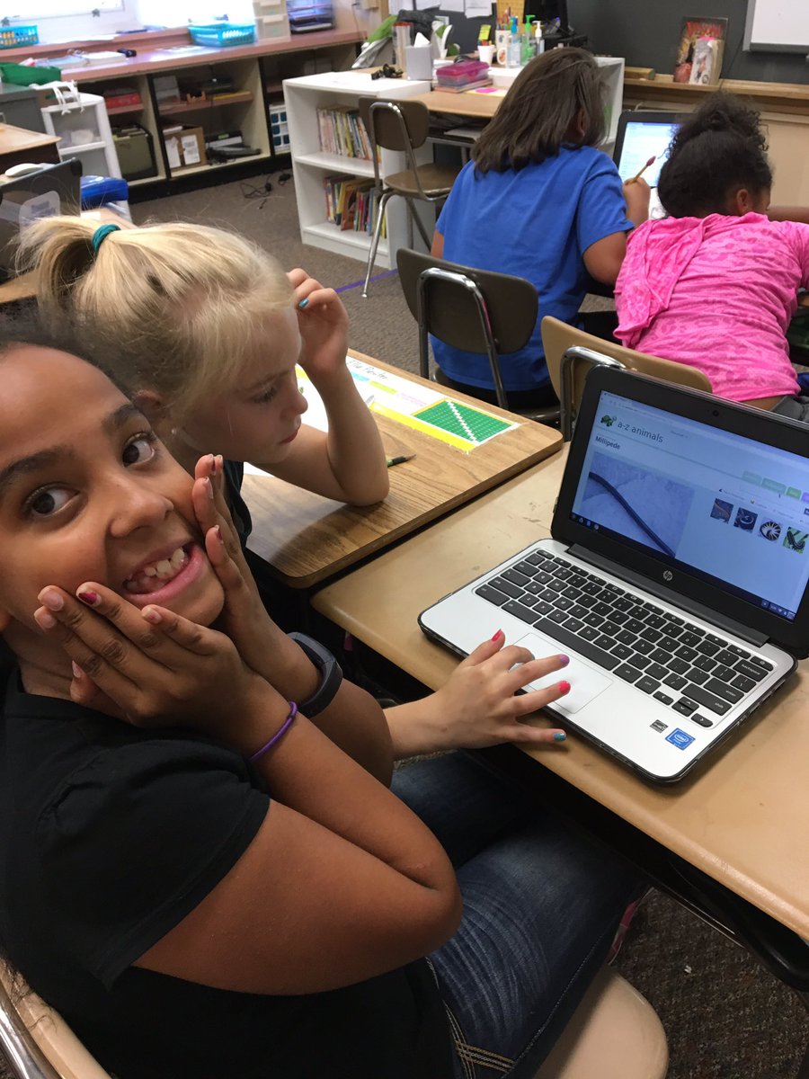 EllieKessinger's tweet photo. Researching millipedes! Creepy, crawly, freakin' us out🙈 https://t.co/RUEWOwZIyu