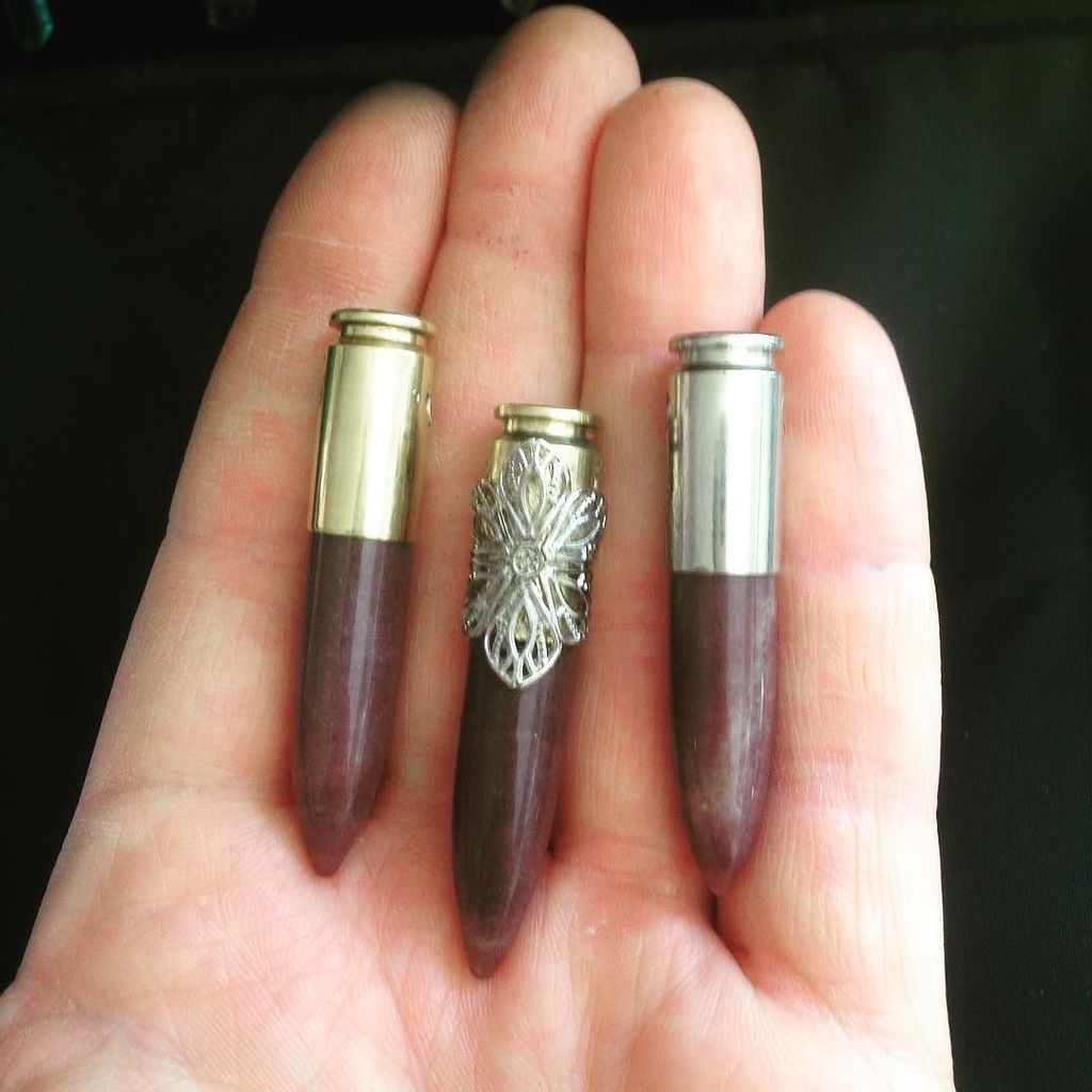LoveGunAmmo's tweet photo. Red Aventurine is  the stone of manifestation through action!  You  have to move for thing… https://t.co/aP153xbRHL https://t.co/22u1sYzcJH