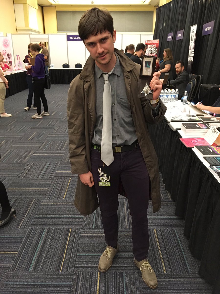 mirthturtle's tweet photo. Stebbins from #Ghostcrime cosplay by @AstOnok ! Incredible #halcon2016 https://t.co/InNja7TSqO