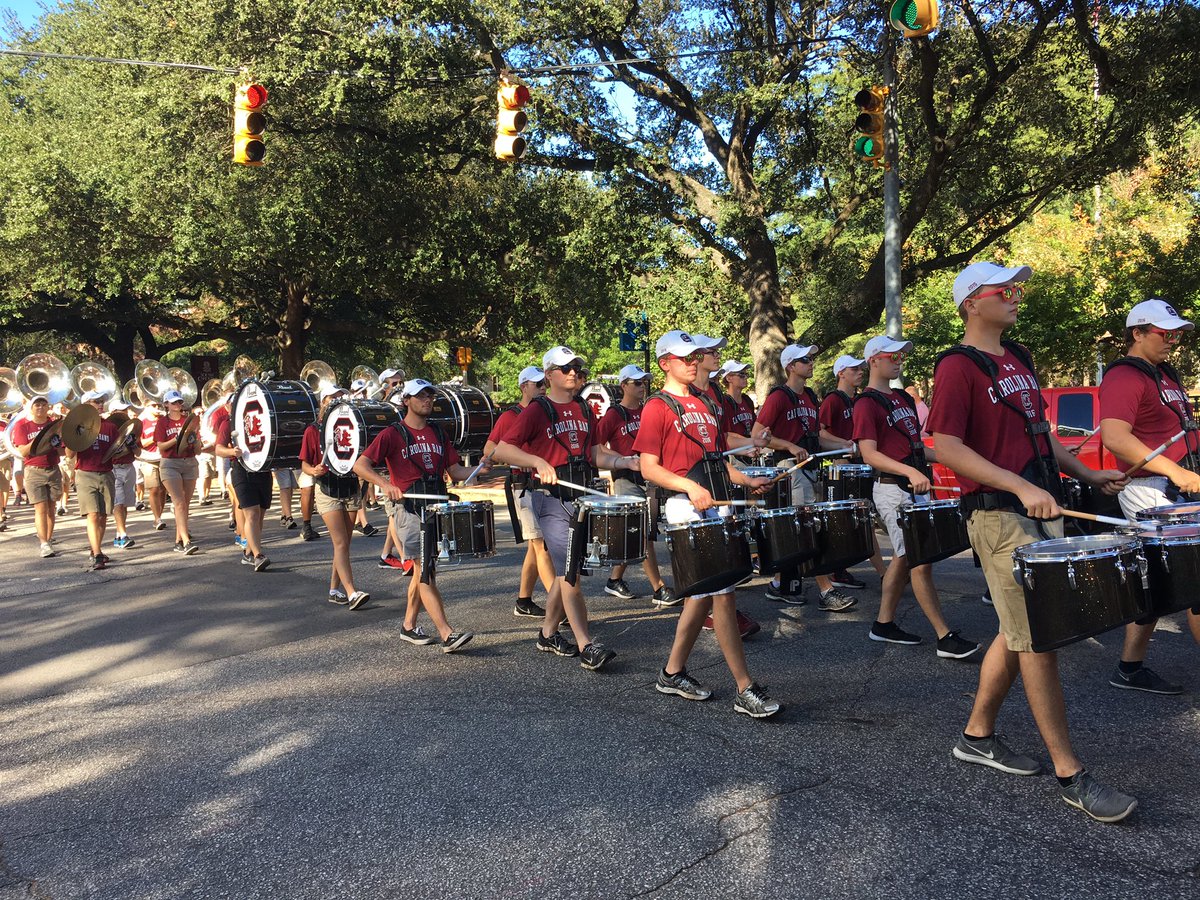Had a great time performing in the Homecoming parade today with <a href="/TheCarolinaBand/">The Carolina Bands</a>! #SpursUp #builtforloud #mightysound2016 #UofSCHomecoming