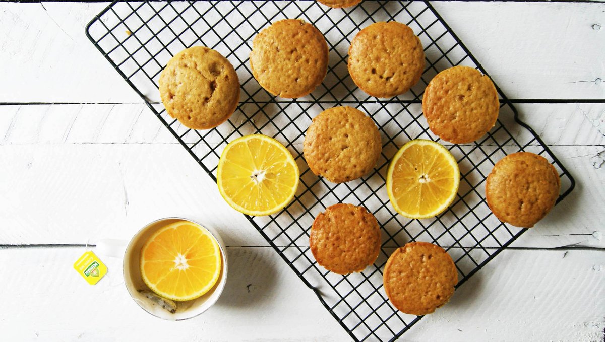 PlantBasedCooks's tweet image. ORANGE VEGAN MUFFIN RECIPE :D plantbasedcooks.com/vegan-orange-o… #vegan #veganrecipe #vegancooking #vegangirl #veganbaking #carbs