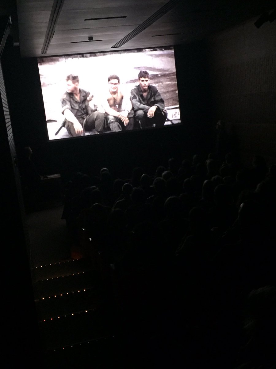 Alex_Pailley's tweet photo. Cérémonie de remise des Étoiles 2016 à la @webscam : Extrait de My American (way) of life de S. Desmille #FestivalDesEtoiles https://t.co/pCsRs9TnFN