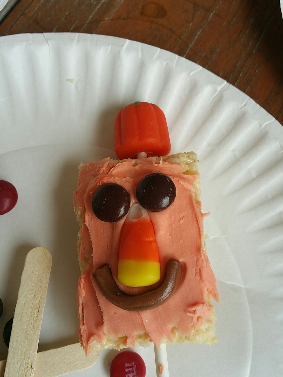 vanderson_mrs's tweet image. #spookley the square pumpkin